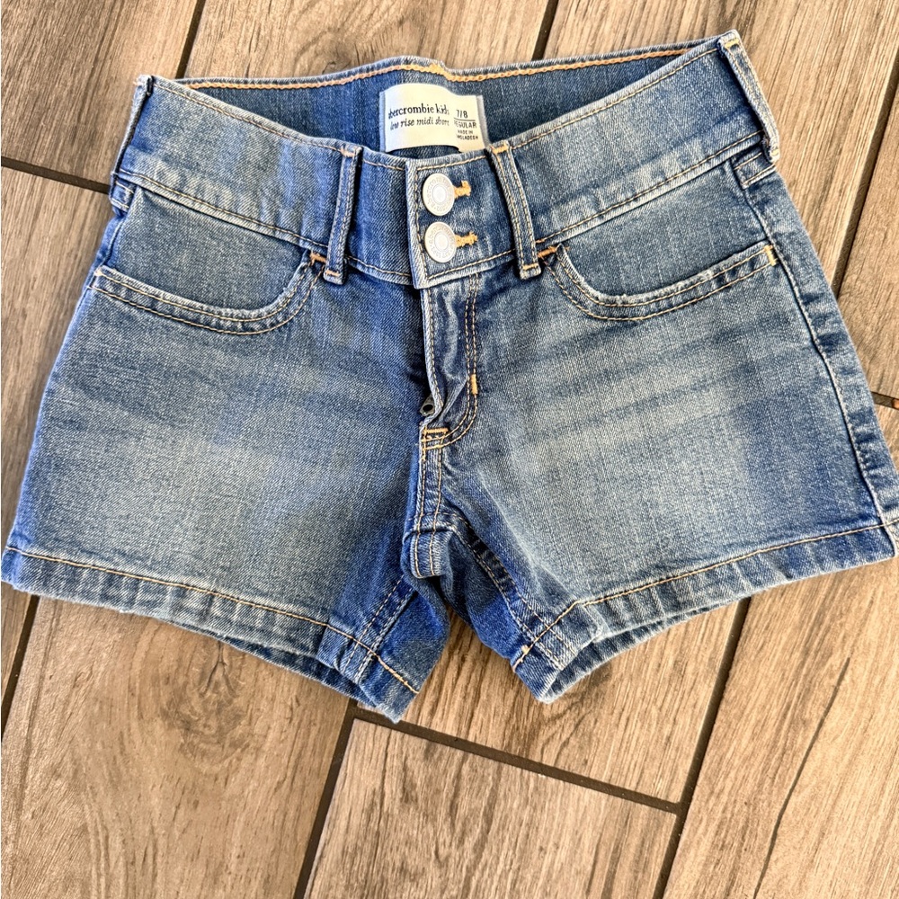 Abercrombie Kids girls shorts. Never worn.